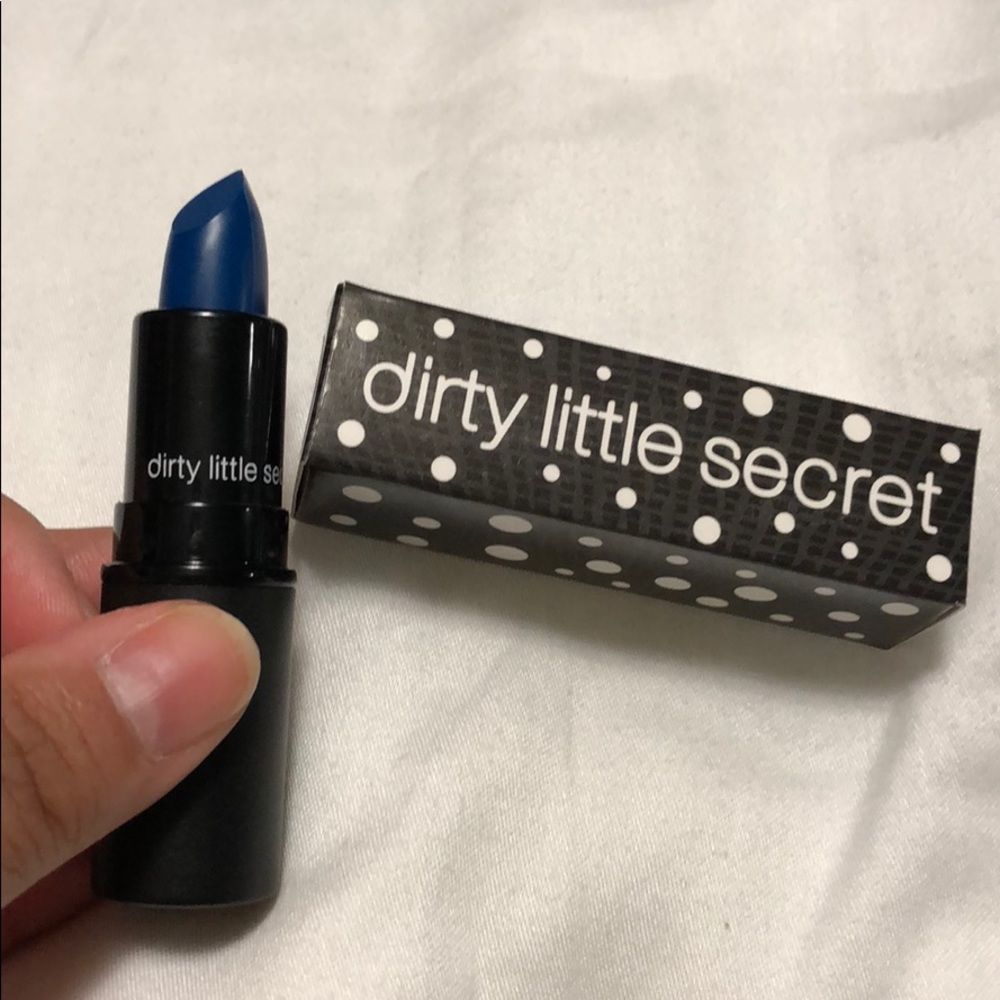 Blue lipstick